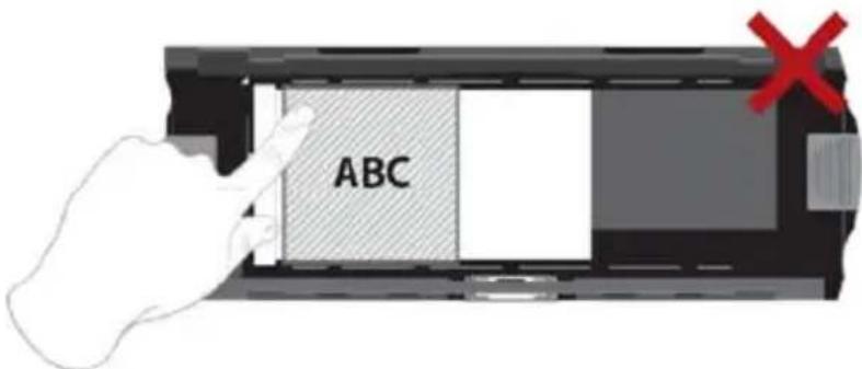 BRAUN CyberView X5 - 120er Filme in den Halter laden - 2
