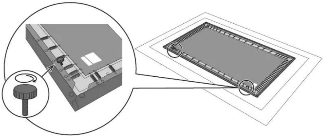 EPSON ELPSC35 - Instalar los tornillos de ajuste del ángulo - 1