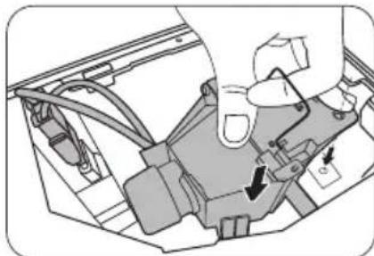 BENQ MH530 - Remplacement de la lampe (POUR PERSONNEL D'ENTRETIEN UNIQUEMENT) - 7