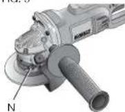 DEWALT DWMT70782L - ASSEMBLAGE ET RETRAIT DU CAPOT PROTECTEUR (FIG. 4) - 3