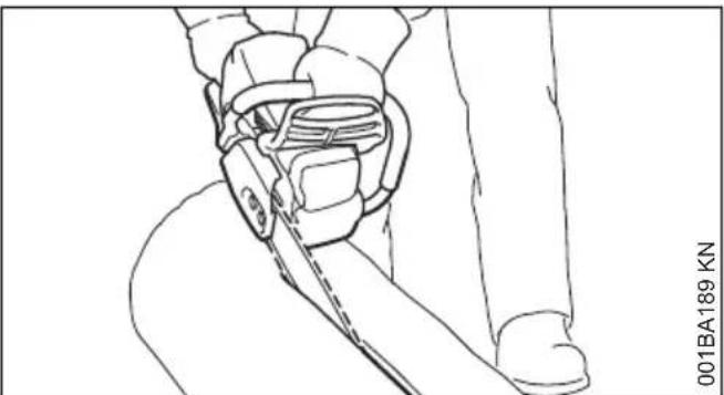 STIHL MS 180 - Ébranchage - 3