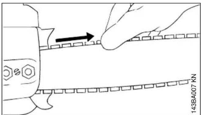 STIHL MS 180 - Zaagkettingspanning controleren - 1