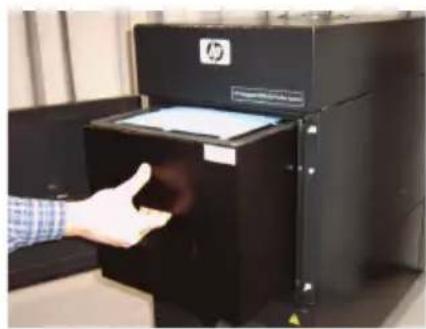 HP Designjet HD Pro Scanner - Demontage du/des filtre(s) usagé(s) - 4