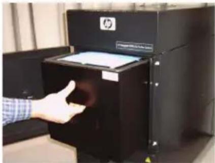 HP Designjet HD Pro Scanner - Colocacao do(s) filtro(s) novo(s) - 1