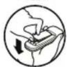 LG LW8013ER - Inserting the Remote Control Battery - 3