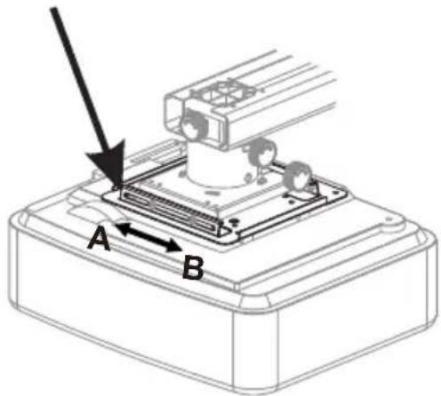 OPTOMA OWM3000ST - Utilisez les encoches universelles pour fixer le projecteur - 3