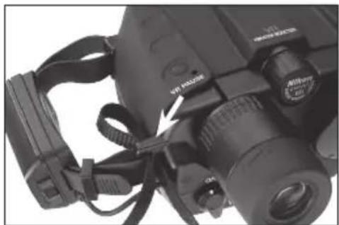 NIKON StabilEyes 16x32 - Instalación de la banda para el=cuello - 3