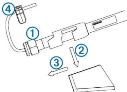 GARMIN gWind Wireless - Sichern des Gerats in der Halterung - 1