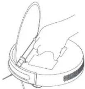 Xiaomi Mi Robot VacuumMop Essential - Cleaning the 2-in-1 Dust Compartment with Water Tank - 1