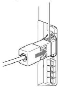 SONY FWDS42E1 - Raccordement du cordon d'alimentation secteur - 3