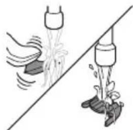 PHILIPS Series 6000 S6630 - Het baardstylerhulpstuk schoonmaken - 2