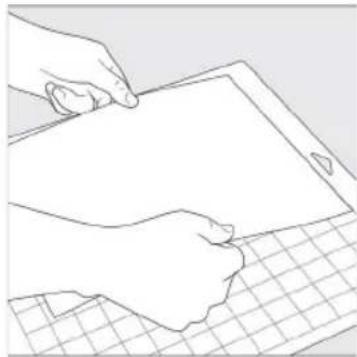 Cricut Explore 3 - Chargez le tapis de découvert avec un matériel - 1