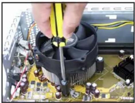 ASUS P2P5945G - Retirez le dissipateur et le ventilateur du CPU - 1