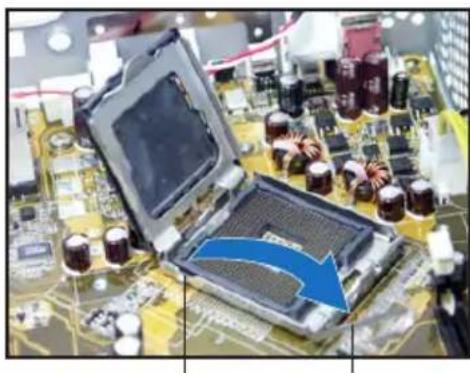 ASUS P2P5945G - カバーの取外し - 5