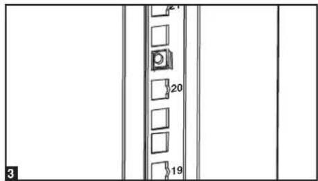 Tripp Lite SmartRack SR42UBCL - Installation des écrous à cage - 3