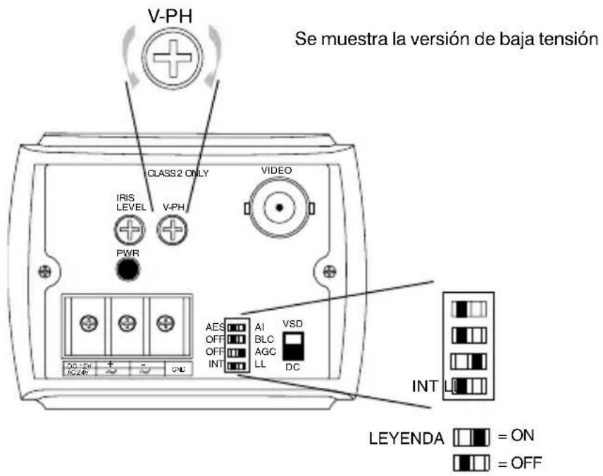 HONEYWELL HCM384L - ADVERTENCIA El conmutador LL/INT debe cambiarse a INT cuando la cámara utiliza una fuente de alimentación de 12 V CC. - 1