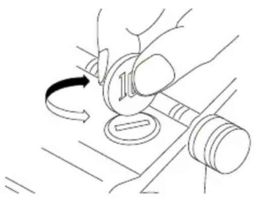 Fujinon Mariner 7x50 WPXL - Replacing the Battery - 1
