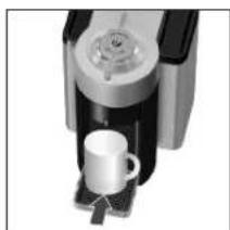 DELONGHI Nespresso Vertuo Evoluo - COFFEE PREPARATION/ PREPARATION DU CAFÉ - 6