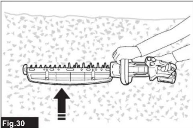 MAKITA UH004G - 32