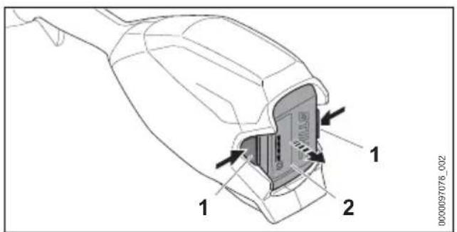 STIHL HTA 66 - Removing the Battery - 1