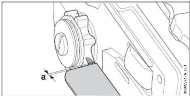 STIHL HTA 86 - Kettenrad prüfen - 1