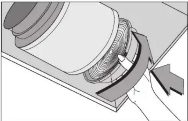 GRUNDIG GDSP2460BC - Remplacement des filtres à carbone - 1