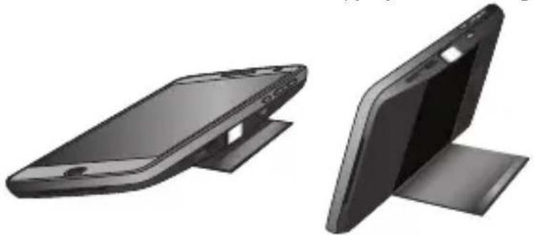 MOTOROLA Moto InstaShare Projector - Use the kickstand - 2