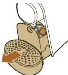 PHILIPS L'Or Barista LM8018 - De opvangbak voor gebruikte capsules en de restwaterbak schoonmaken - 1