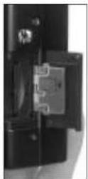 LEICA Digilux 1 - Inserting and removing the memory card - 5