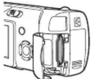OLYMPUS Camedia D540 Zoom - Fermez bien le couvercle du logement de carte. - 3
