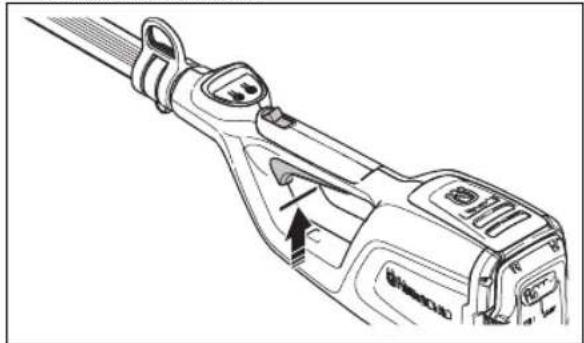 HUSQVARNA 120iTK4P - Güç tetiği kilidini kontrol etme - 2