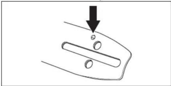 HUSQVARNA 120iTK4P - To examine the saw chain lubrication - 1