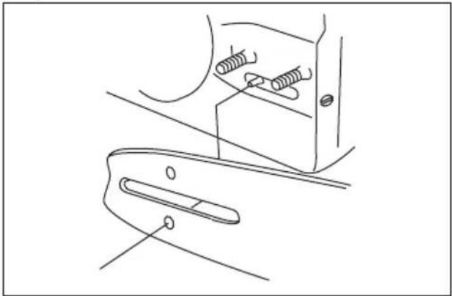 HUSQVARNA 592 XP G - To assemble the guide bar and saw chain - 4