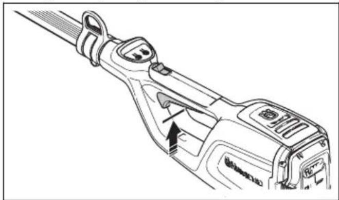 HUSQVARNA 120iTK4H - Проверка стопора переключателя - 2