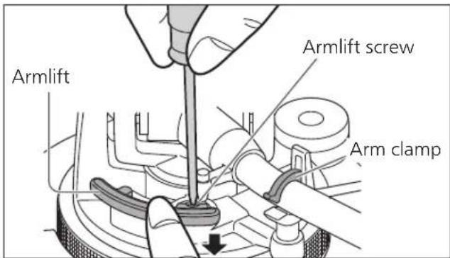 PANASONIC SL100C - Return the tone arm to the arm rest, clamp it with the arm clamp and while pressing the armlift down with your finger, turn the screw to adjust the height. - 1