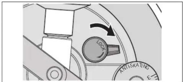 PANASONIC SL100C - After arm height adjustment is finished, lock the tone arm by turning the arm lock knob. - 1
