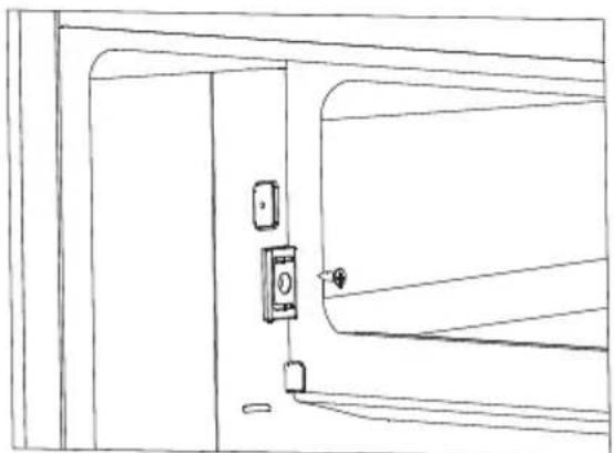 Everglades EVTT125 - Changing over the freezer compartment door - 3