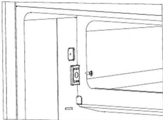 Everglades EVTT125 - Wijzigen van de deur van het vriesvak - 3
