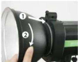 Phottix Indra500 TTL - Per fissare il riflettore - 1