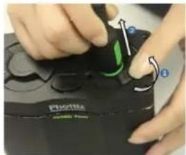 Phottix Indra500 TTL - Entfernung des Photix Indra Batteriepacks - 1