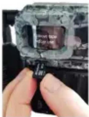 Spypoint LinkMicroLTE - INSERTING YOUR MICROSD CARD - 1