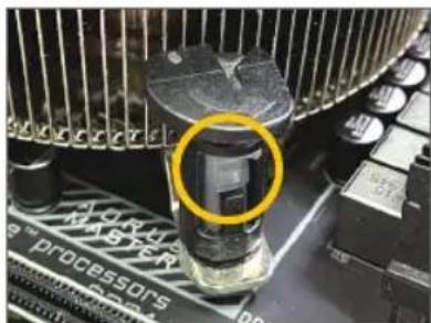 GIGABYTE Z590 Aorus Master - 1-3-2 CPU キーラーを取り付ける - 3
