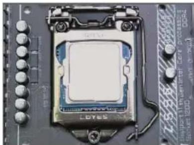 GIGABYTE Z590 Aorus Master - 1-3-1 CPU 要取付る - 9