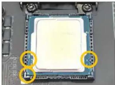 GIGABYTE Z590 Vision D - 1-3-1 CPU 要取付た - 3