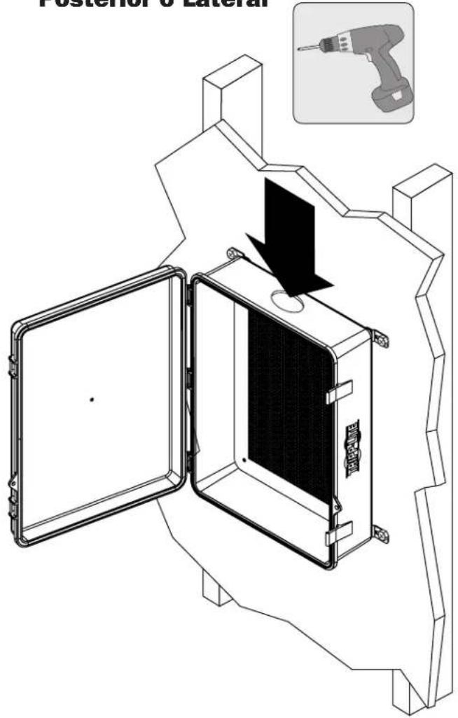 Tripp Lite EN1511N4LATCH - Utilice un Taladro para Hacer un Recorte para Conducto Posterior o Lateral - 1