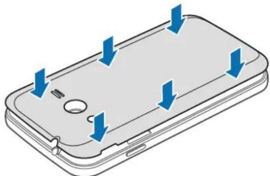 SAMSUNG Galaxy S Duos 3 - Installer la carte SIM ou USIM et la batterie - 9