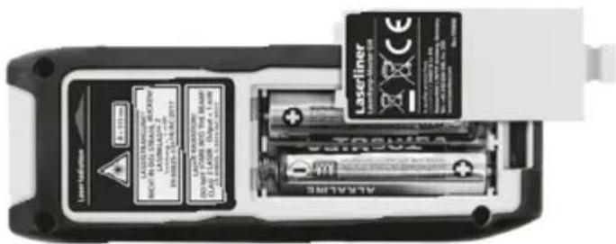 Laserliner LaserRangeMaster Gi4 - Poner las pilas - 1