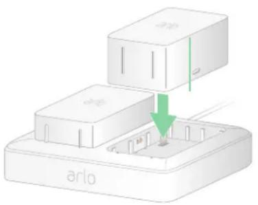 ARLO Pro 4 - Charger des batteries avec la station de charge double arlo (vendue séparément) - 2