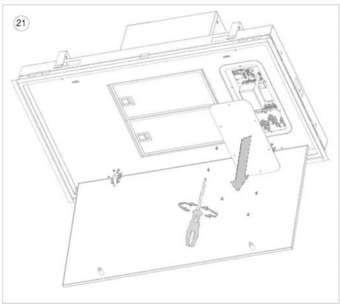 NOVY Pureline Pro Compact 6920 - Removing and replacing the bottom panel - 1