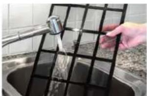 BONECO P400 - CLEANING THE PRE-FILTER - 1